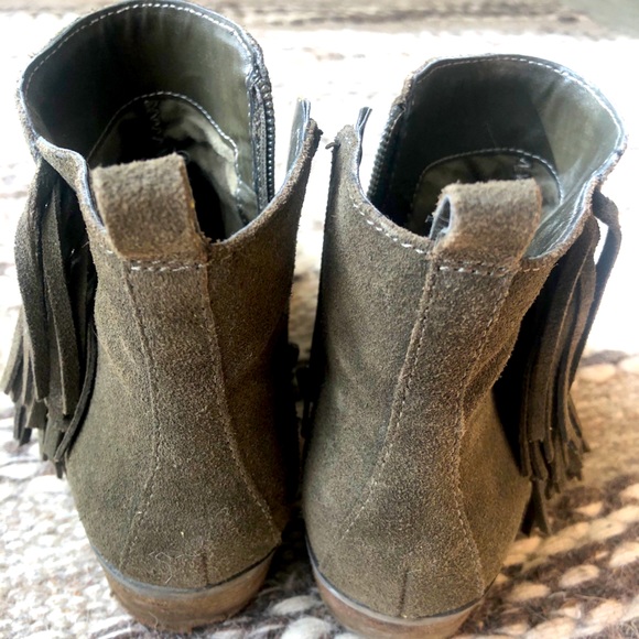 Vince Camuto Ankle Boots - Picture 5 of 6